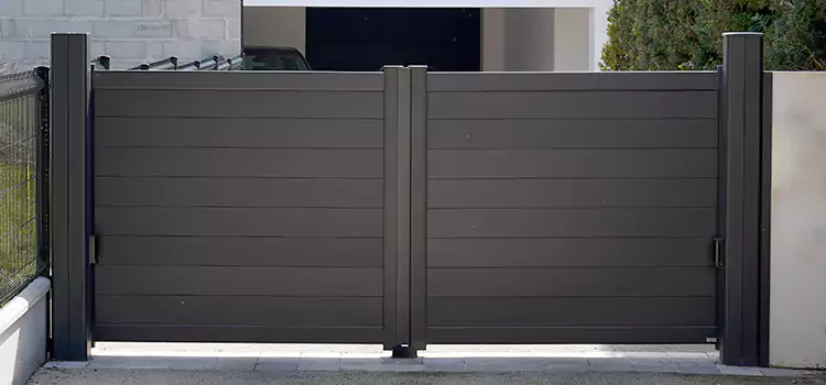 Common Residential Gate Issues We Resolve in Lansing, IL